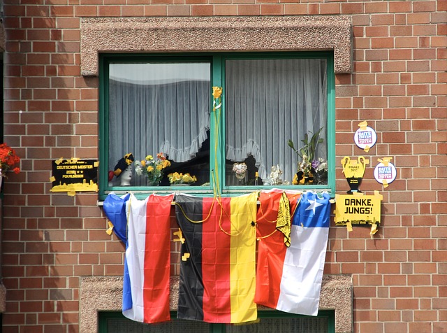 罗马诺：尤文知道三家英超俱乐部联系了道路，球员希望转会